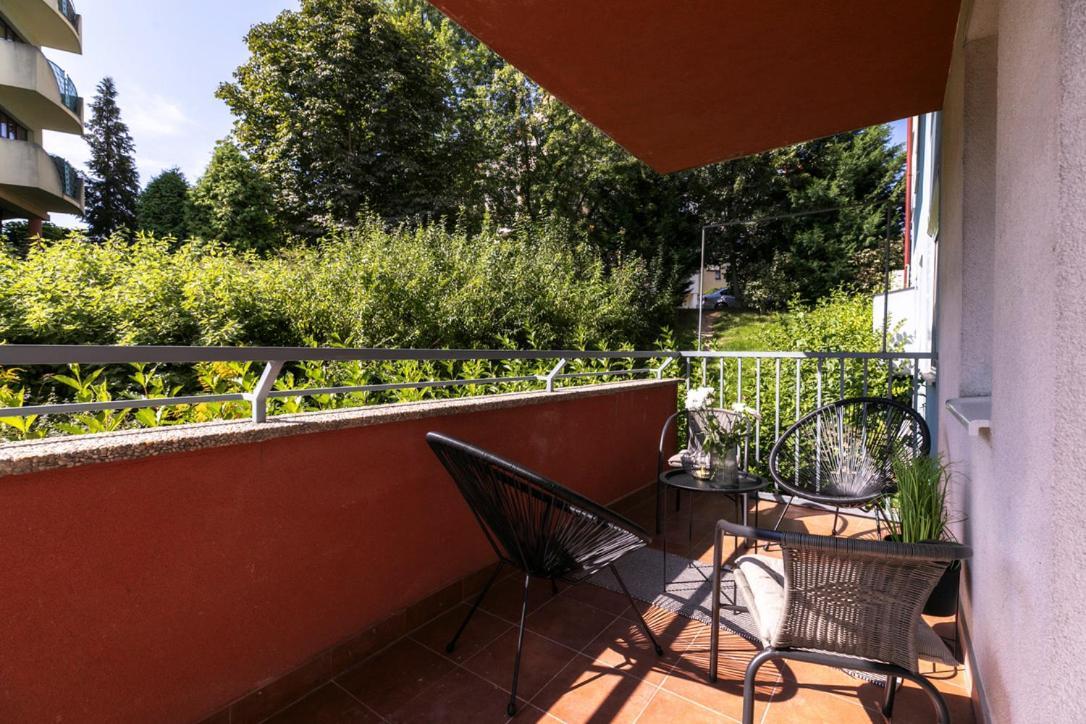 Alure Residences 2 & 24H Self Check-In, Parking In The Garage In The Apartment Building Included, New Building, Terrace, Green Location With A Forest Park With A Lake, Children'S Playground Banská Bystrica Exterior foto